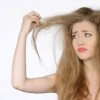Nguyên nhân rụng tóc từ các thói quen thường nhật